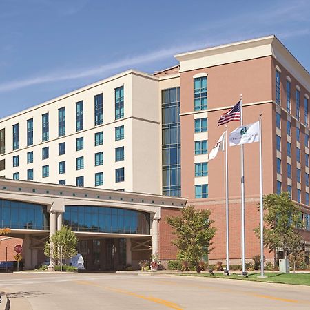 Embassy Suites East Peoria Hotel And Riverfront Conference Center Eksteriør billede