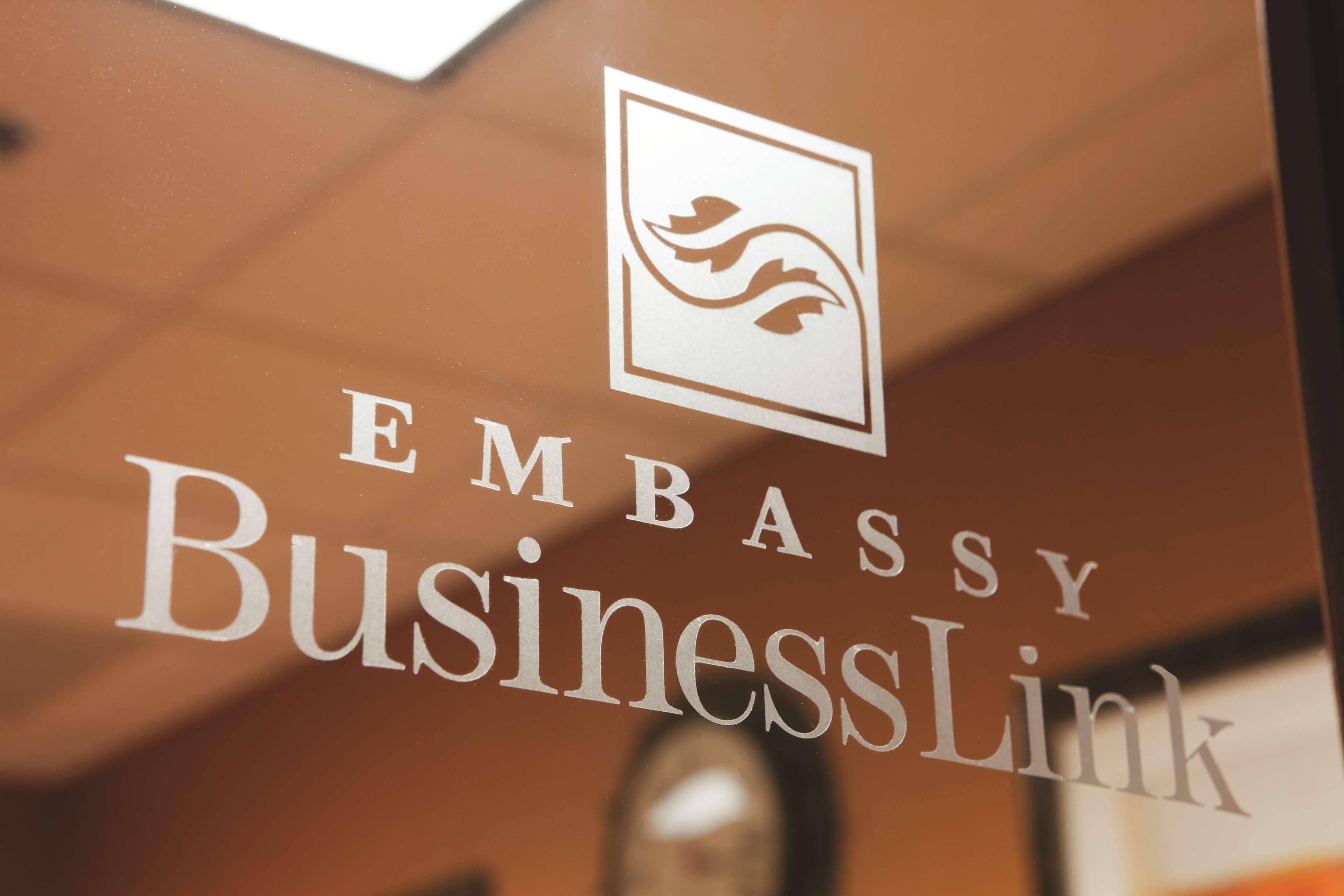 Embassy Suites East Peoria Hotel And Riverfront Conference Center Eksteriør billede