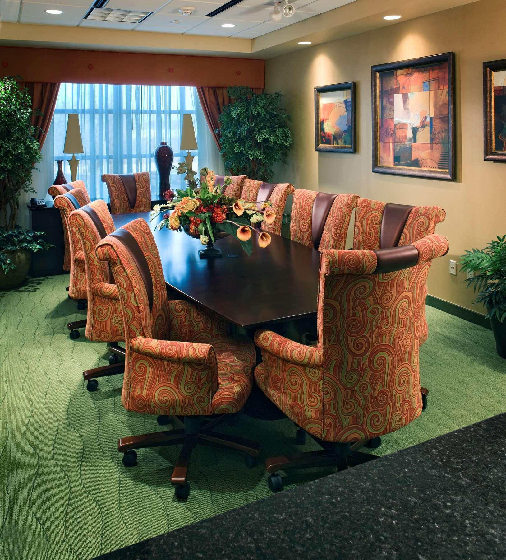 Embassy Suites East Peoria Hotel And Riverfront Conference Center Faciliteter billede