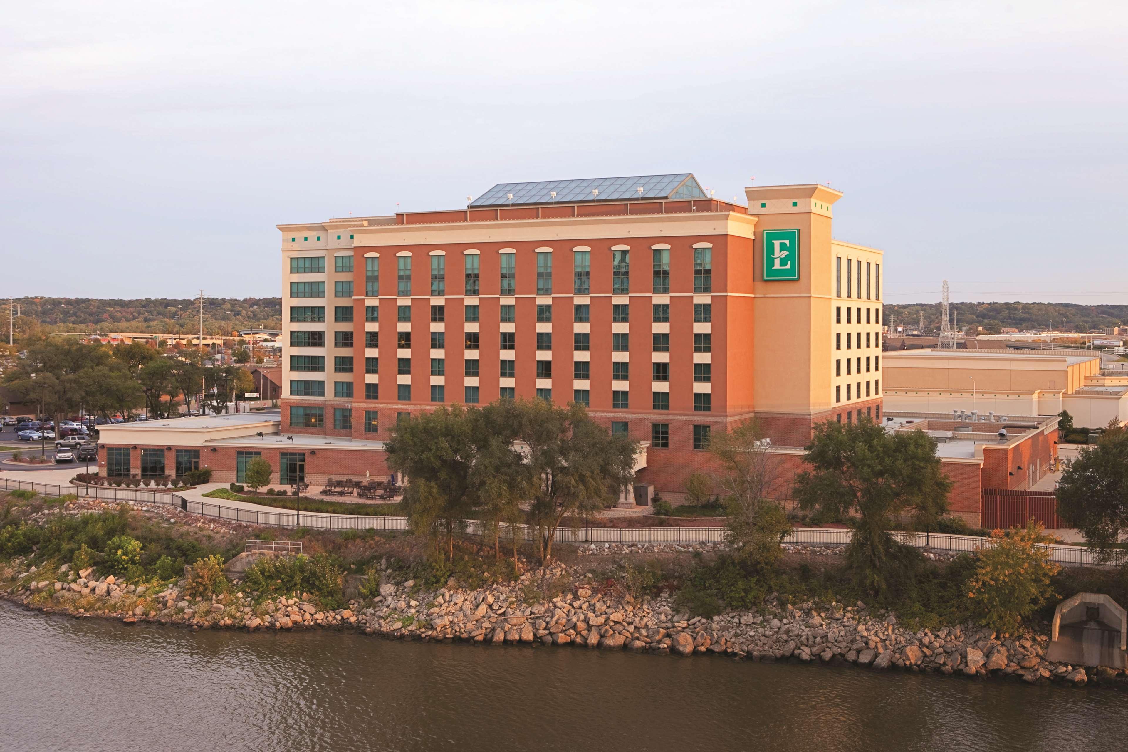 Embassy Suites East Peoria Hotel And Riverfront Conference Center Eksteriør billede