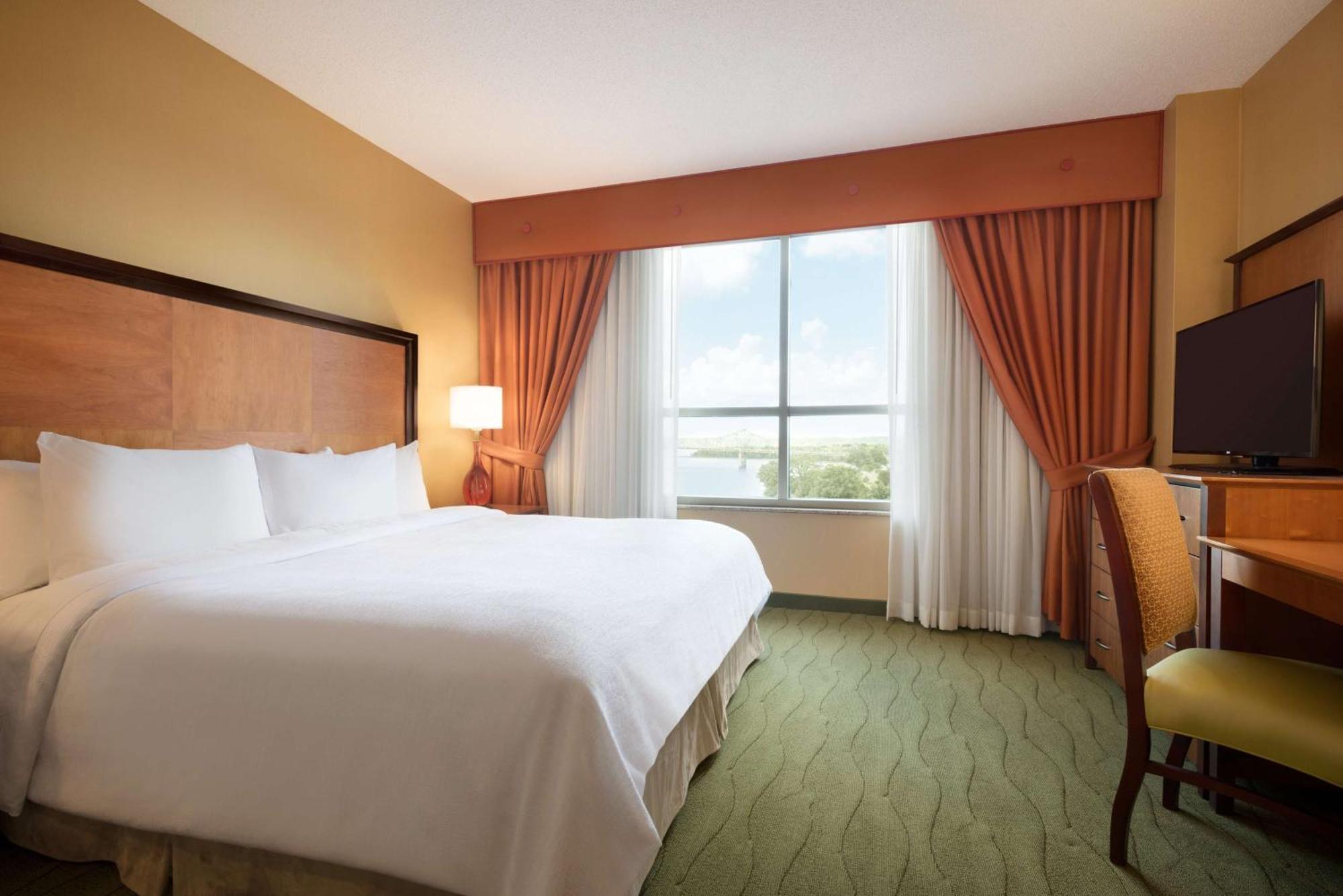 Embassy Suites East Peoria Hotel And Riverfront Conference Center Eksteriør billede