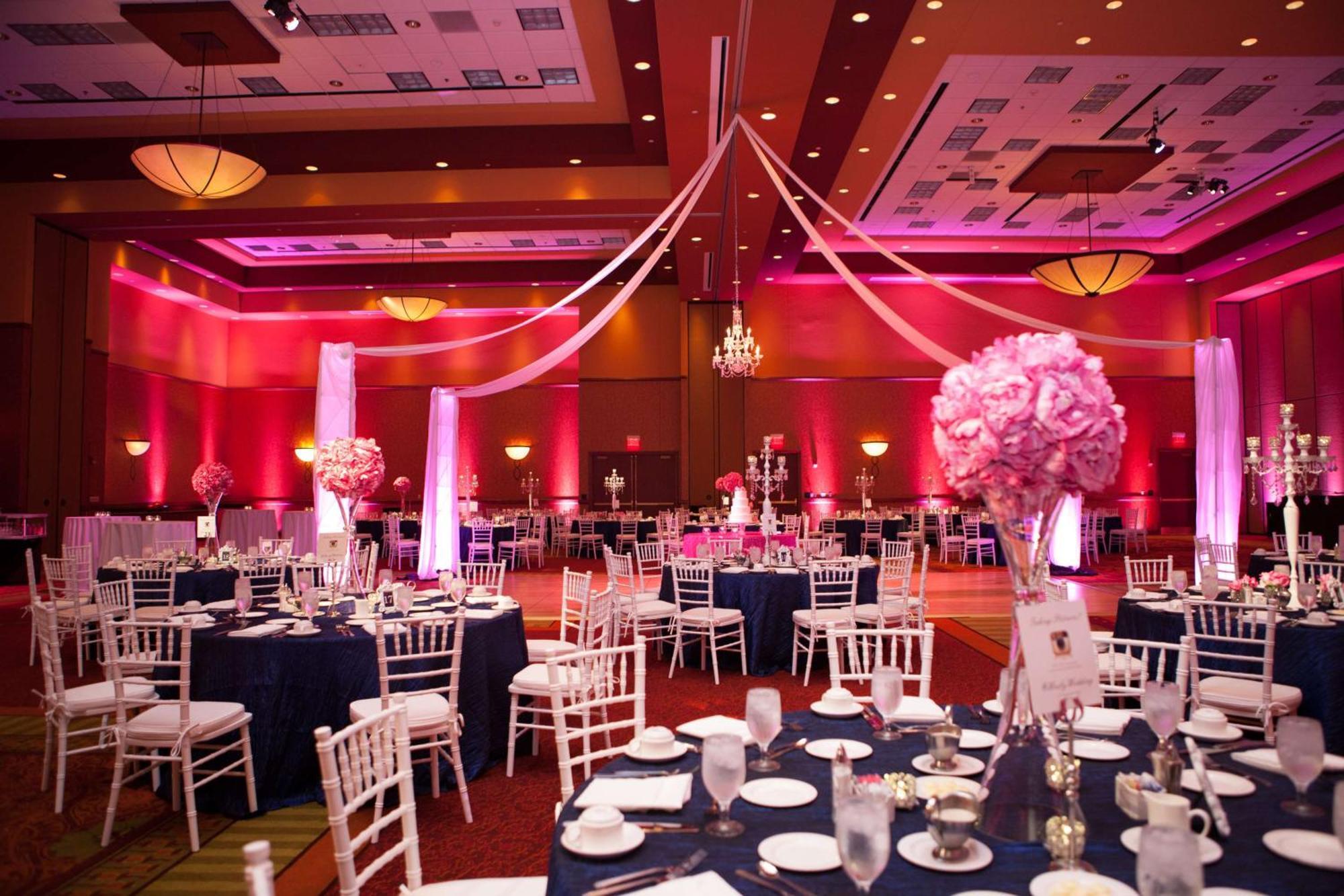 Embassy Suites East Peoria Hotel And Riverfront Conference Center Eksteriør billede