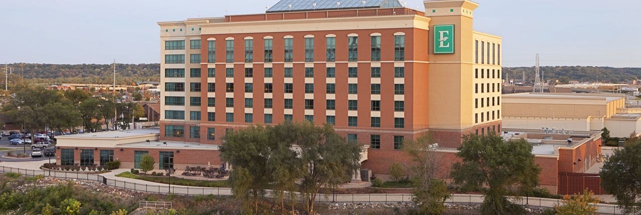 Embassy Suites East Peoria Hotel And Riverfront Conference Center Eksteriør billede