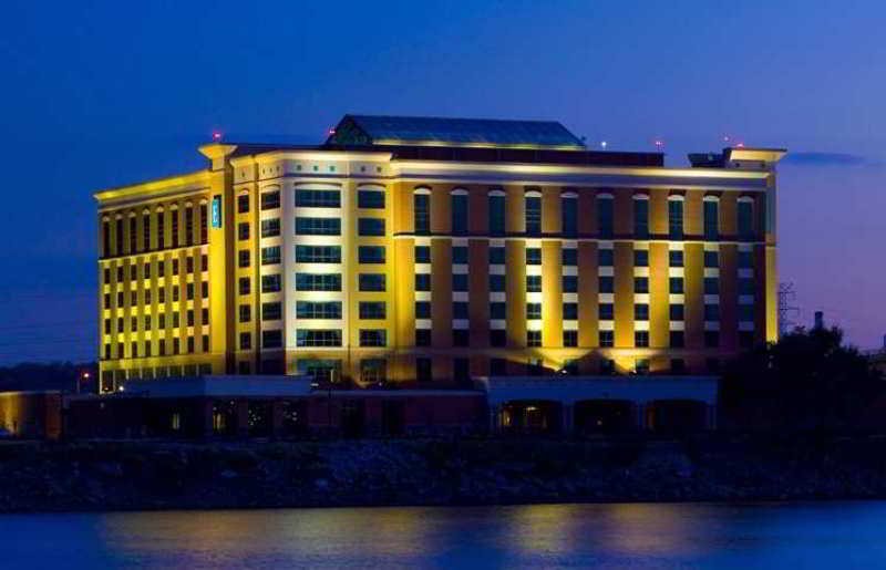 Embassy Suites East Peoria Hotel And Riverfront Conference Center Eksteriør billede